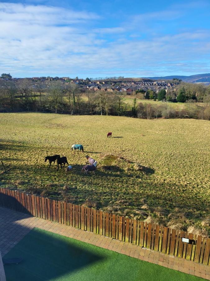 Langhouse Castle Bed And Breakfast Inverkip Exterior photo
